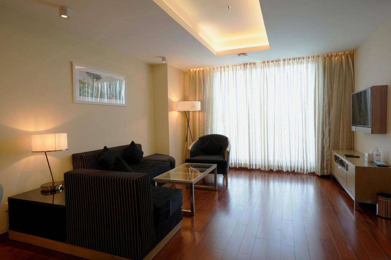 O By Tamara, Trivandrum Thiruvananthapuram Extérieur photo Living room
