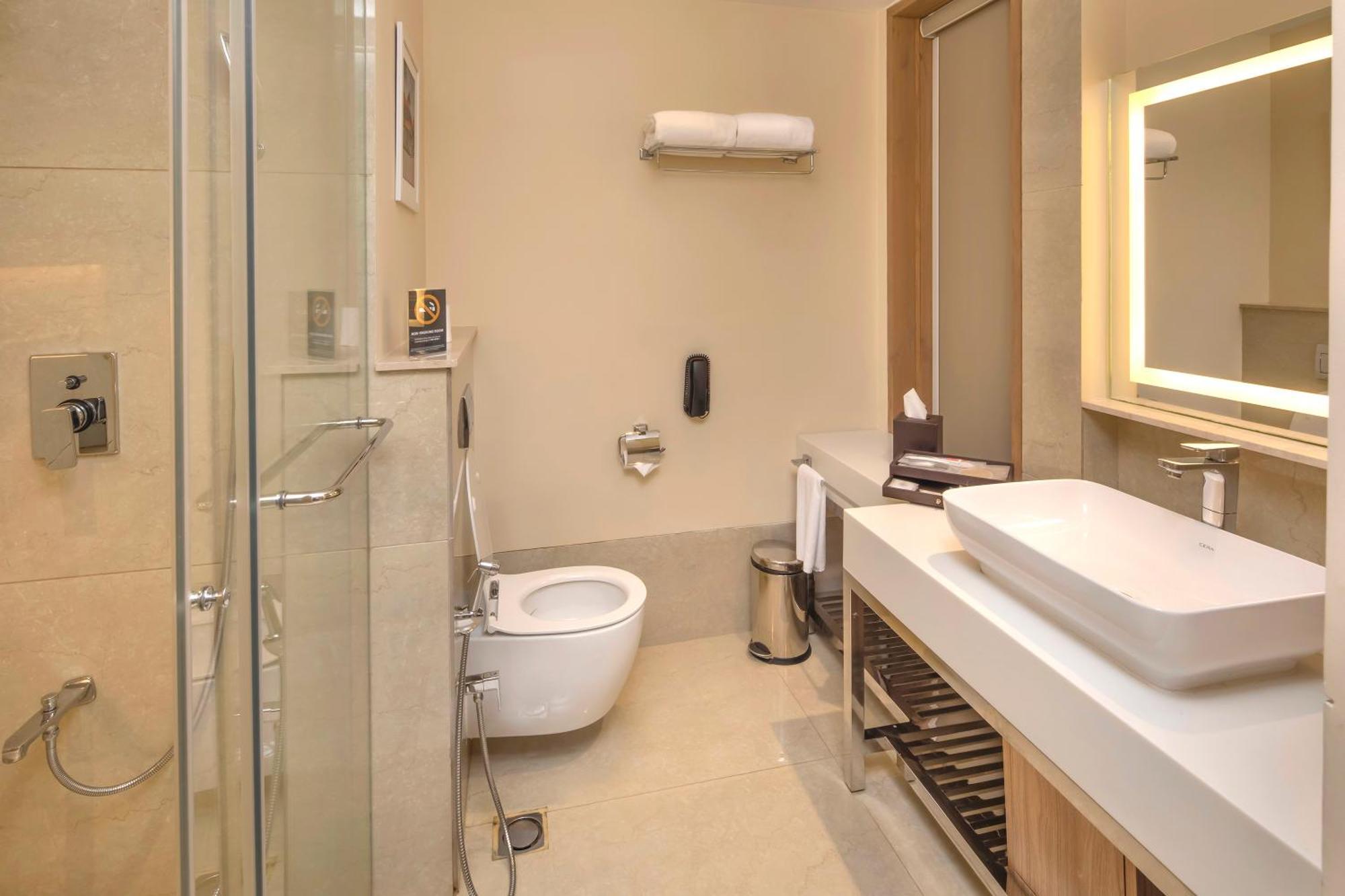 O By Tamara, Trivandrum Thiruvananthapuram Extérieur photo Bathroom